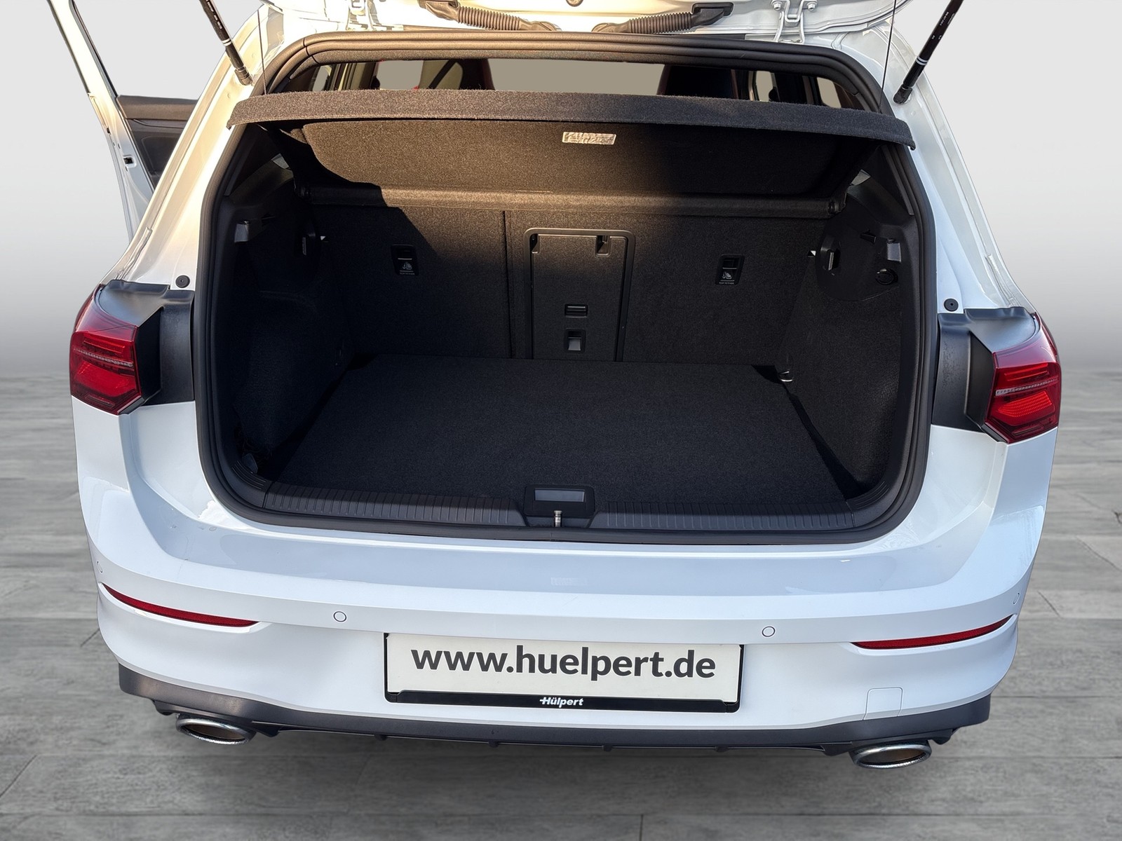 Volkswagen Golf VIII 2.0 GTI CLUBSPORT PANO CAM ACC 19Z NAVI