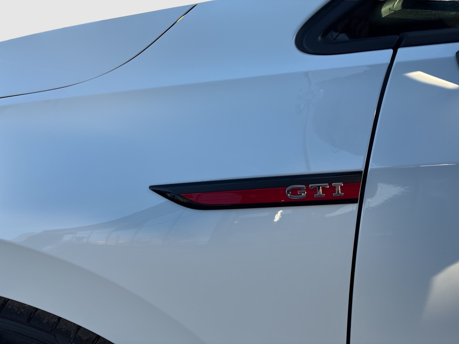 Volkswagen Golf VIII 2.0 GTI CLUBSPORT PANO CAM ACC 19Z NAVI