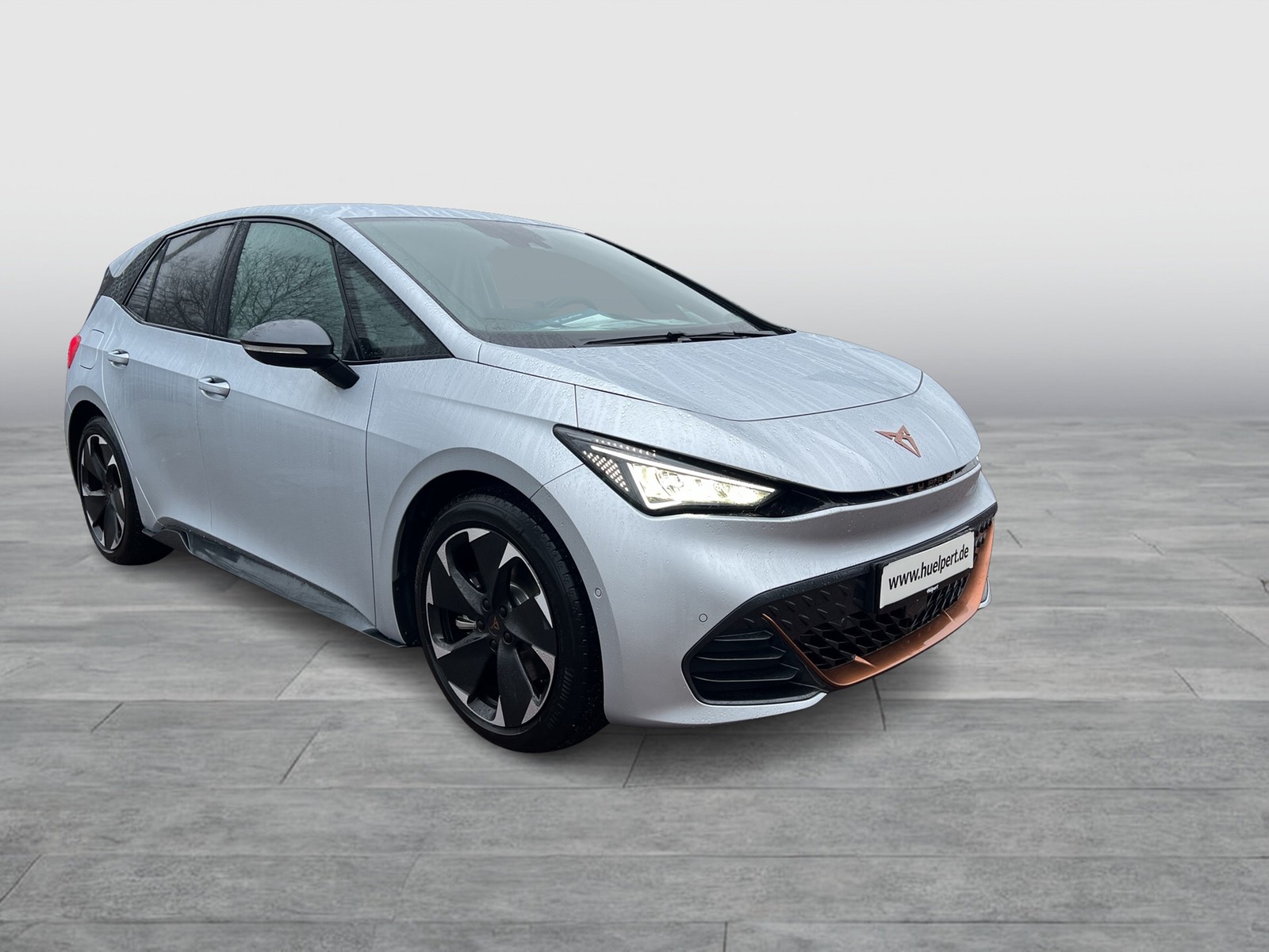 Cupra Born EDITION DYNAMIC 360CAM ACC LM19 NAVI SITZHZ