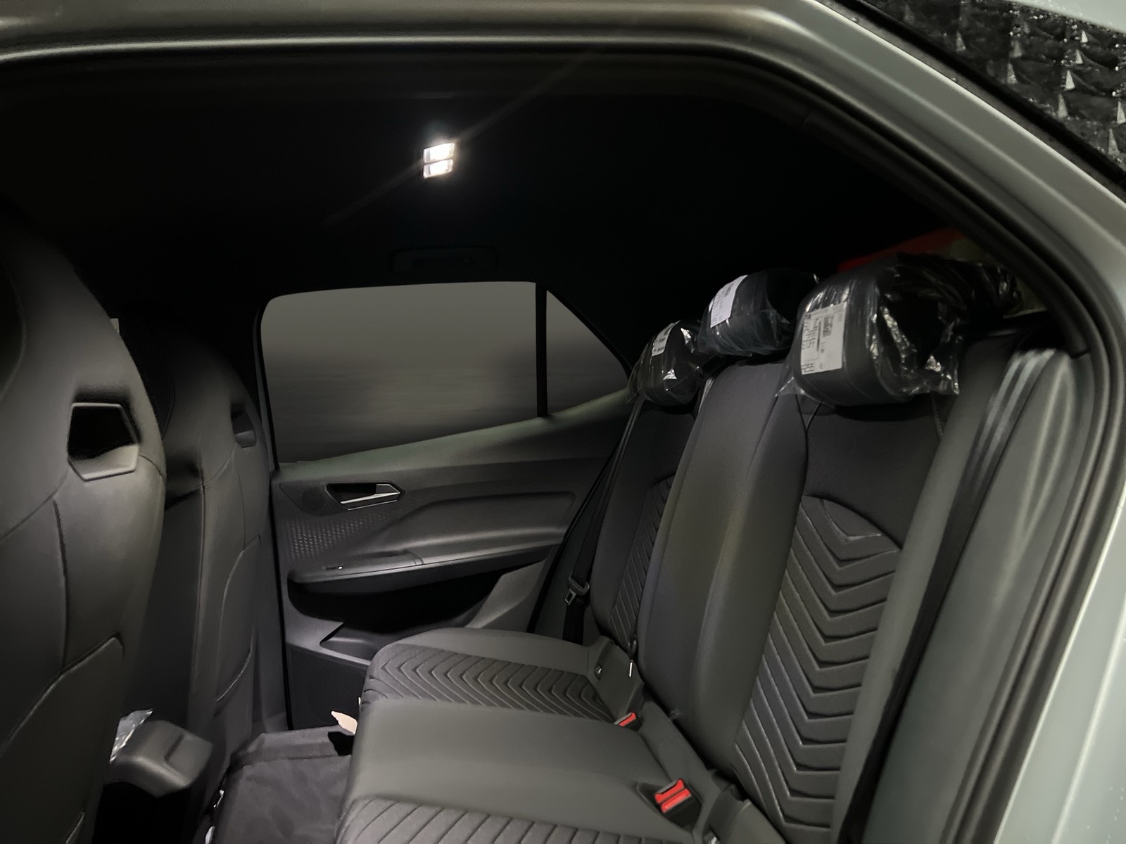 Cupra Born EDITION DYNAMIC 360CAM ACC LM19 NAVI SITZHZ