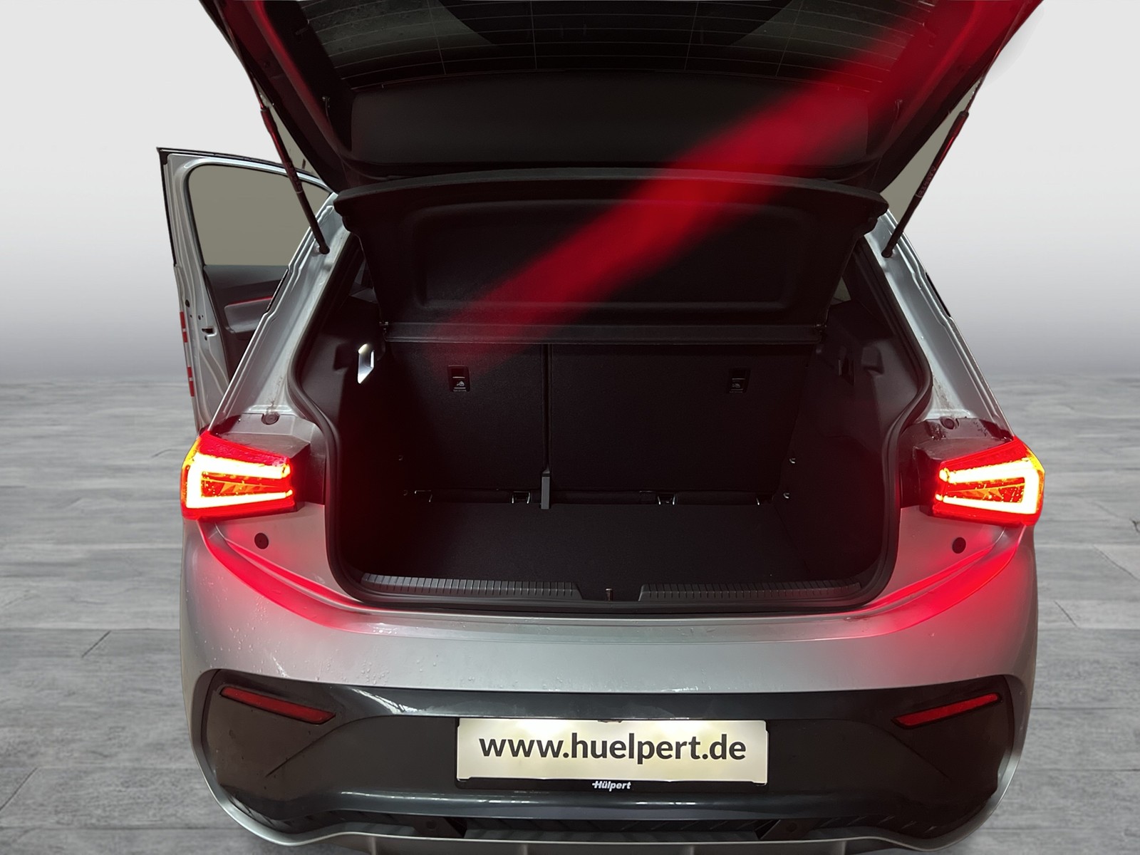 Cupra Born EDITION DYNAMIC 360CAM ACC LM19 NAVI SITZHZ