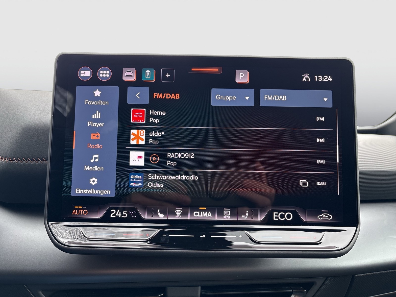 Cupra Born EDITION DYNAMIC 360CAM ACC LM19 NAVI SITZHZ