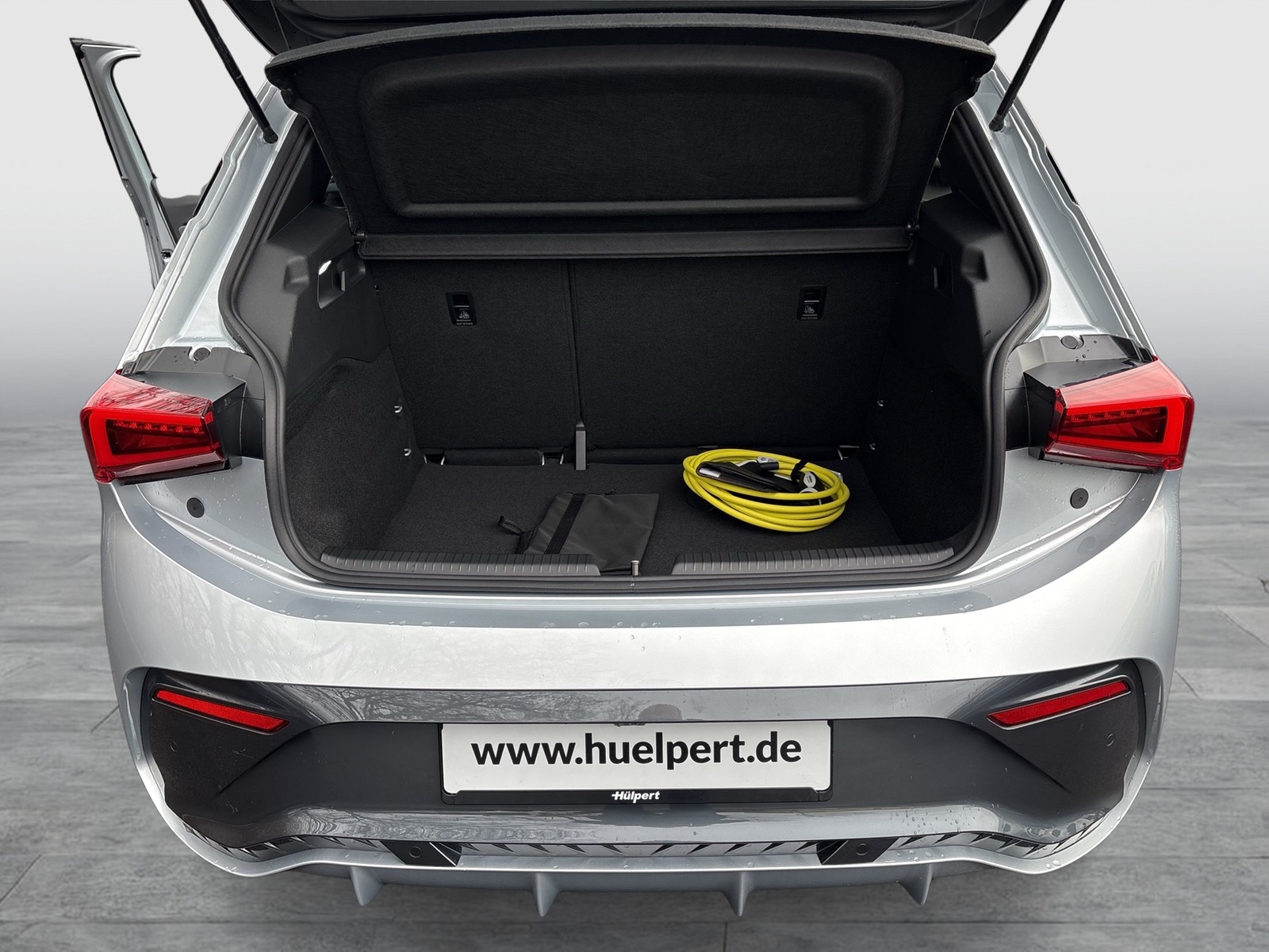 Cupra Born EDITION DYNAMIC 360CAM ACC LM19 NAVI SITZHZ