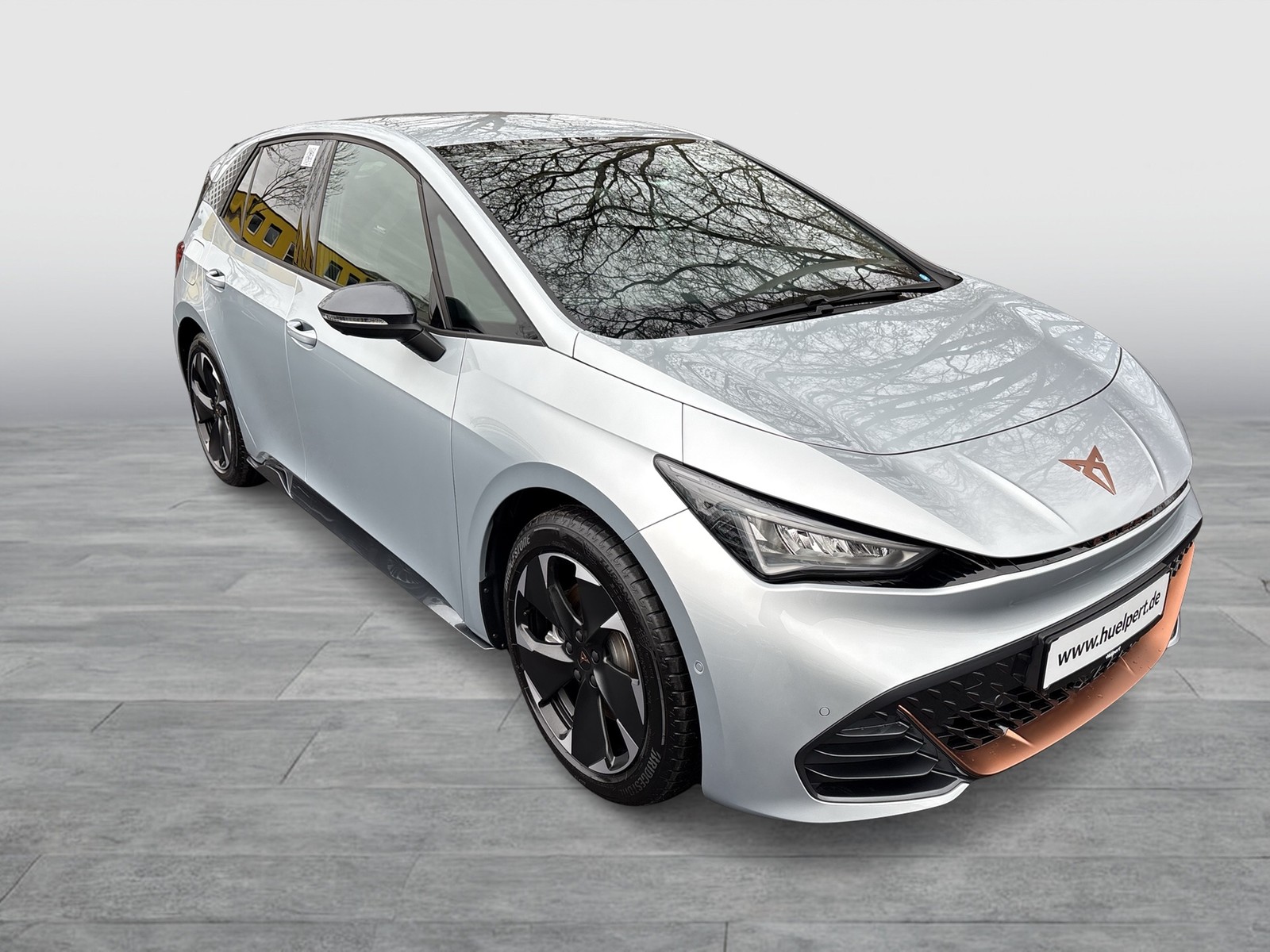 Cupra Born EDITION DYNAMIC 360CAM ACC LM19 NAVI SITZHZ