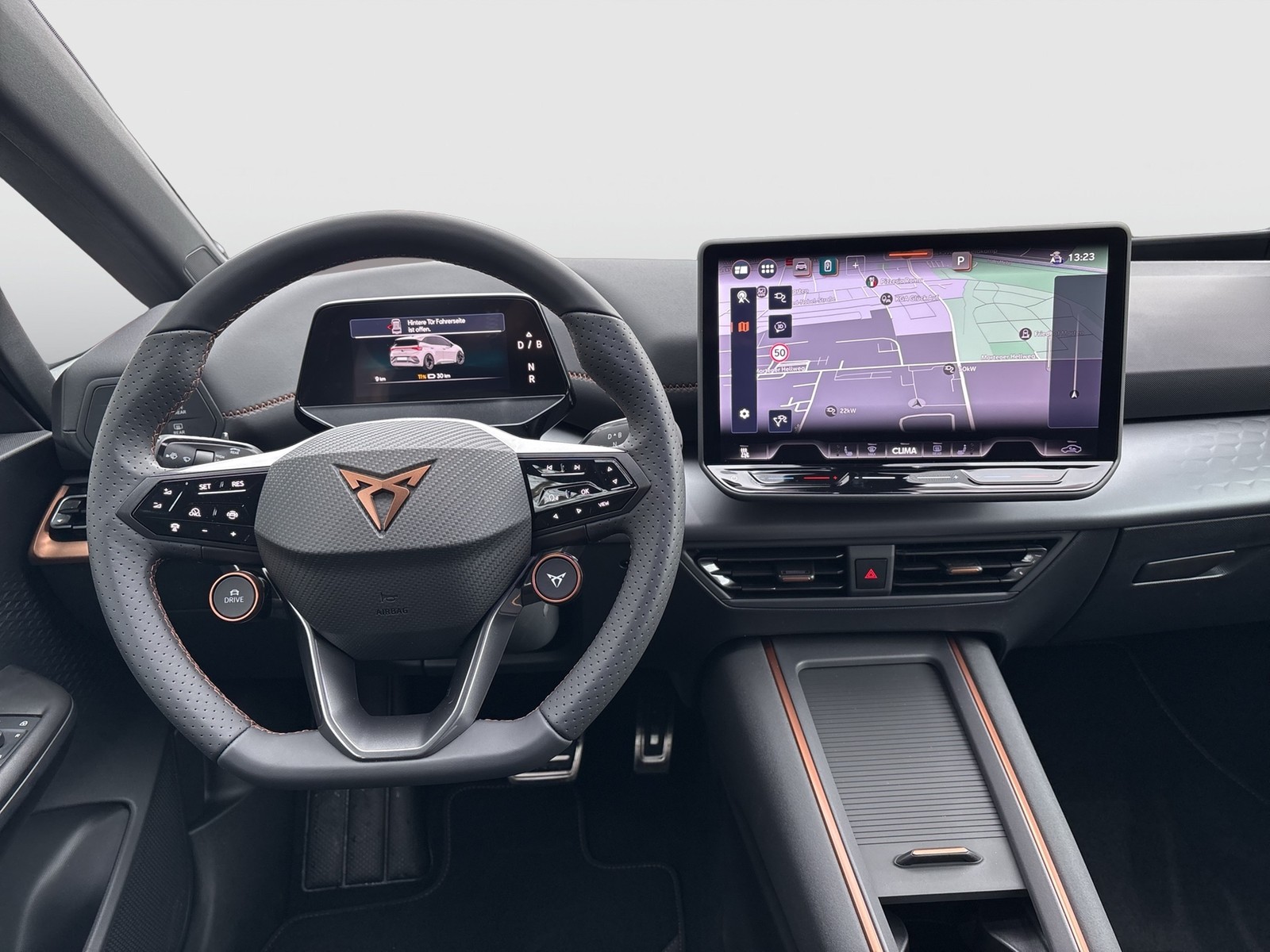 Cupra Born EDITION DYNAMIC 360CAM ACC LM19 NAVI SITZHZ