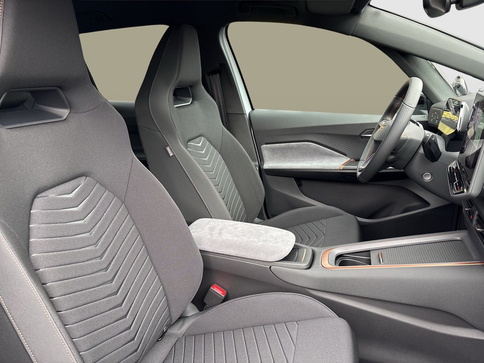 Cupra Born EDITION DYNAMIC 360CAM ACC LM19 NAVI SITZHZ