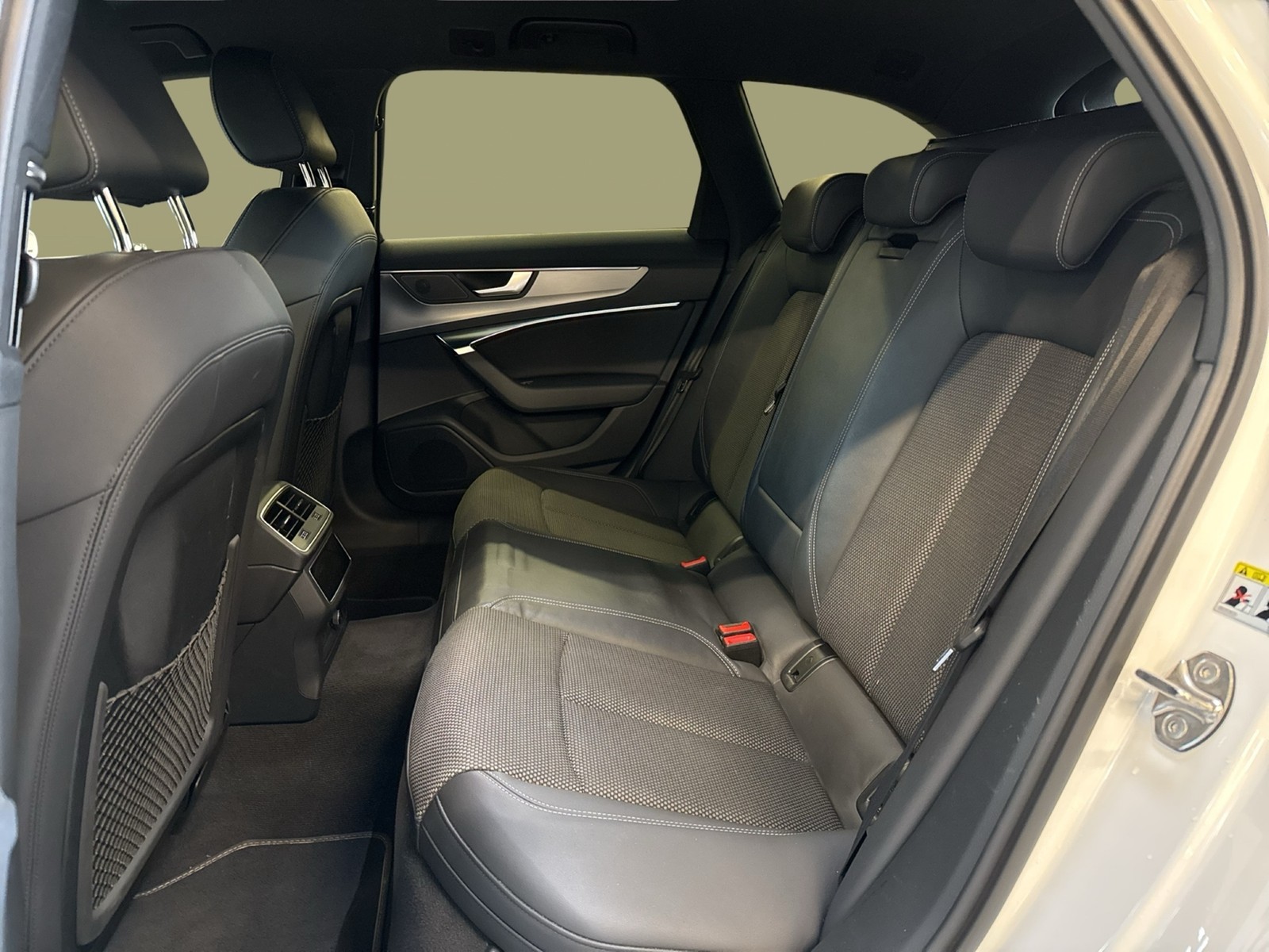 Audi A6 Avant 50 HYBRID Qu. S LINE AHK ACC ALU19