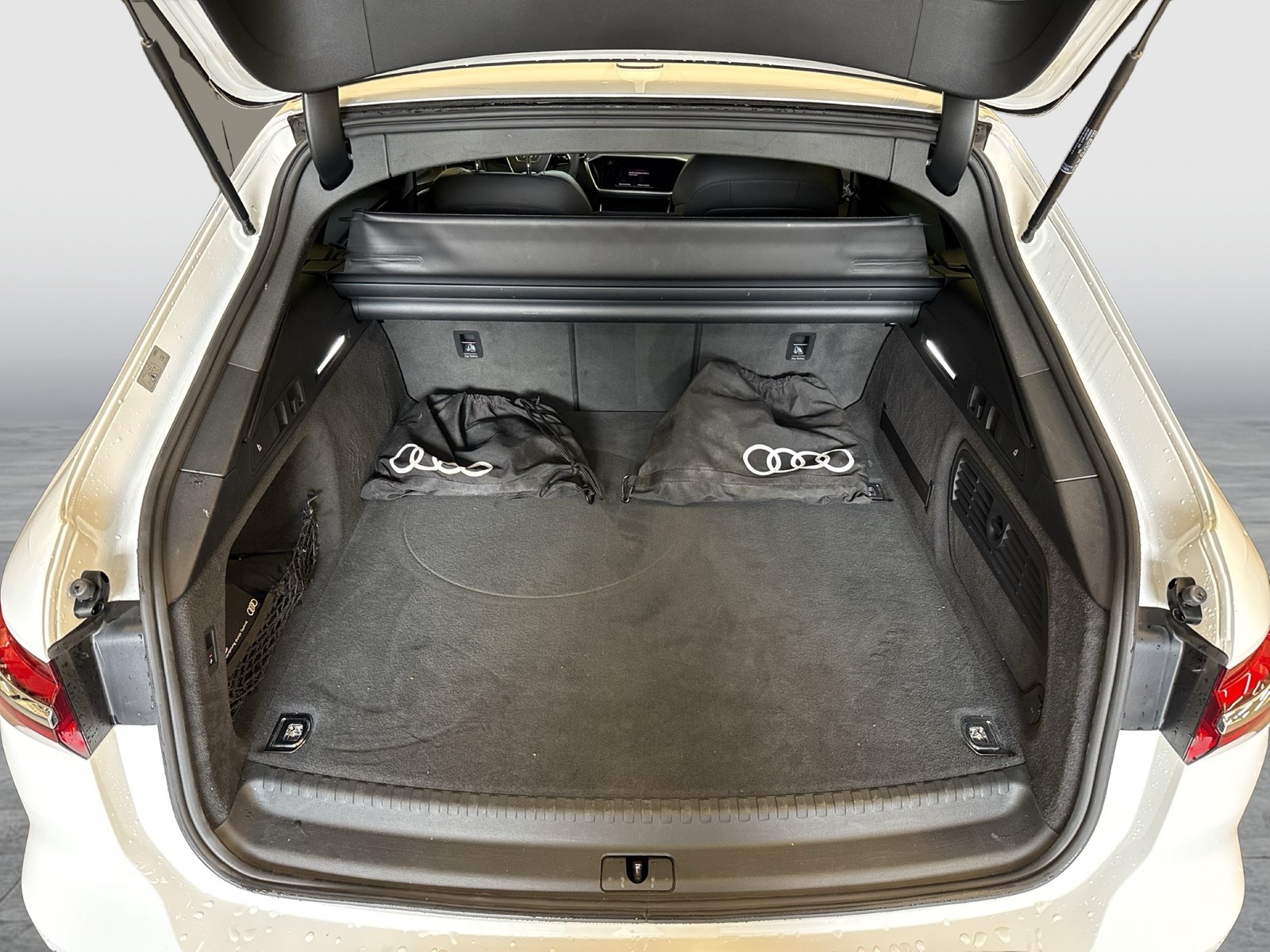 Audi A6 Avant 50 HYBRID Qu. S LINE AHK ACC ALU19