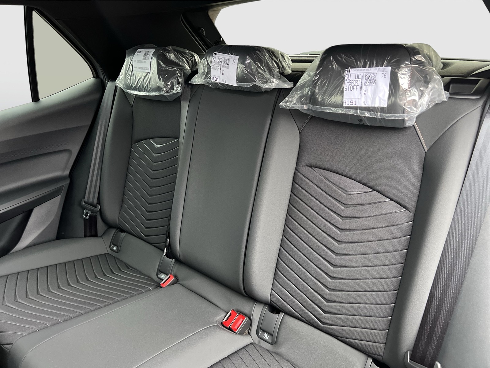 Cupra Born EDITION DYNAMIC 360CAM ACC LM19 NAVI SITZHZ