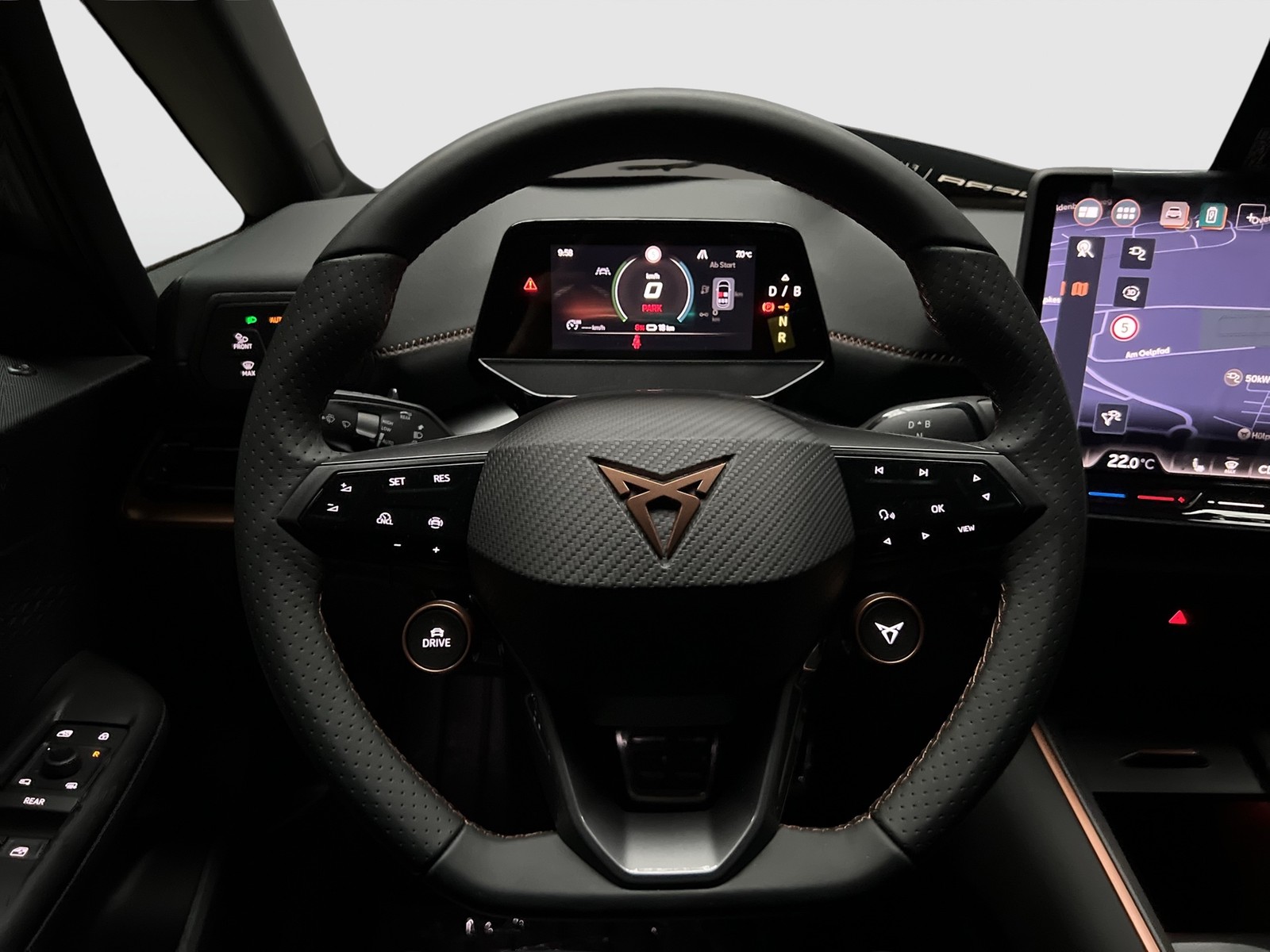 Cupra Born EDITION DYNAMIC 360CAM ACC LM19 NAVI SITZHZ