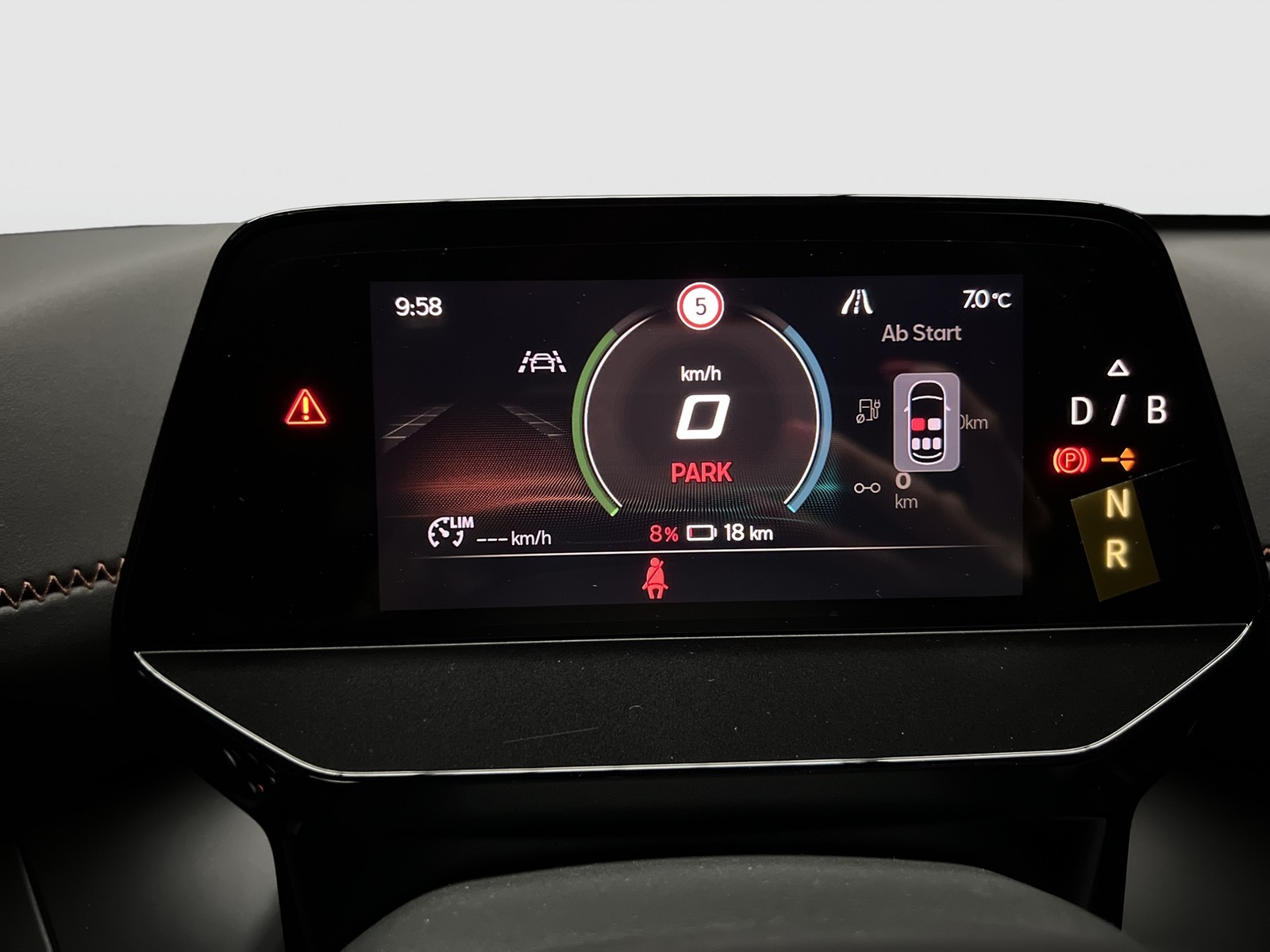 Cupra Born EDITION DYNAMIC 360CAM ACC LM19 NAVI SITZHZ