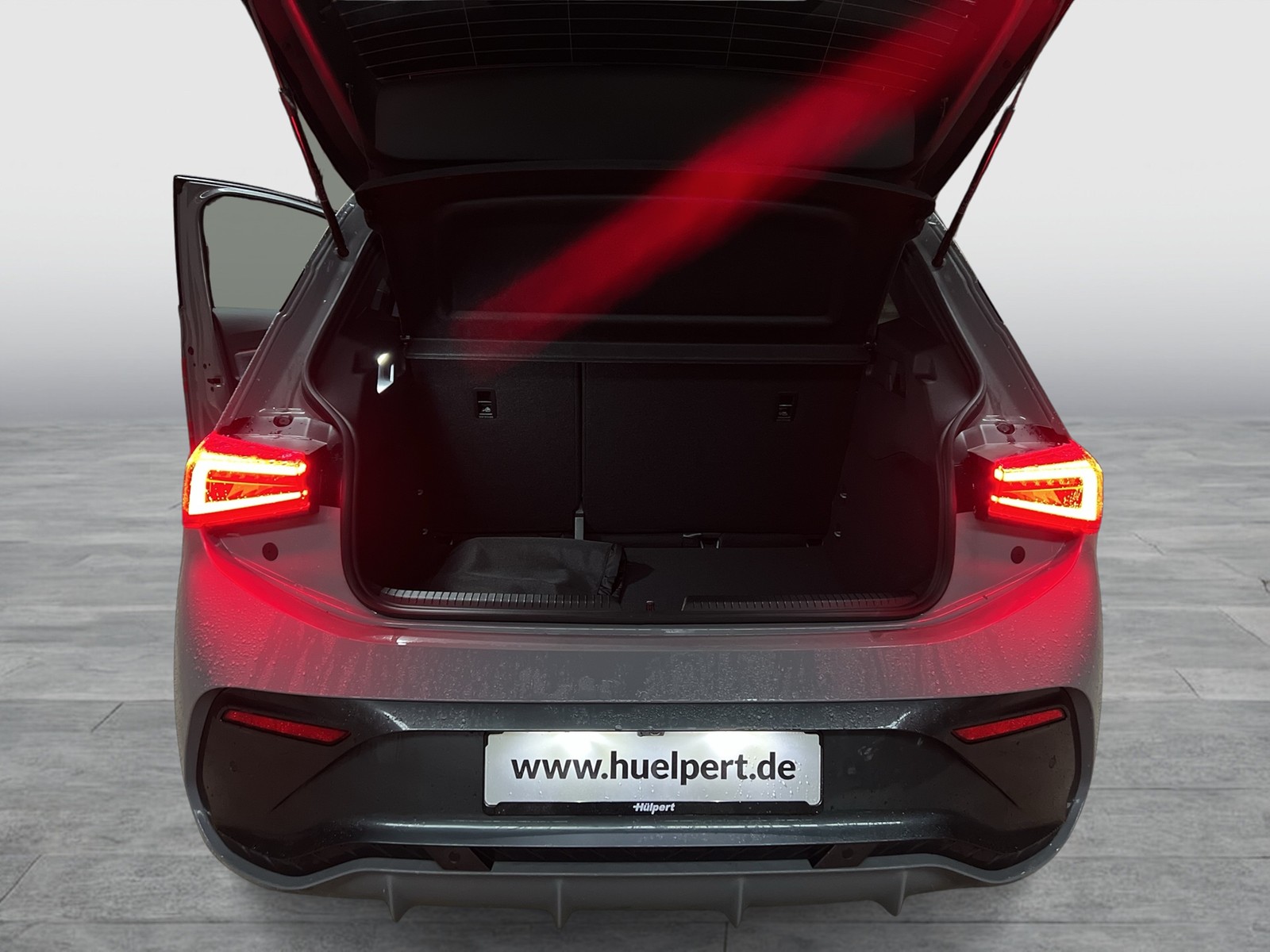 Cupra Born EDITION DYNAMIC 360CAM ACC LM19 NAVI SITZHZ