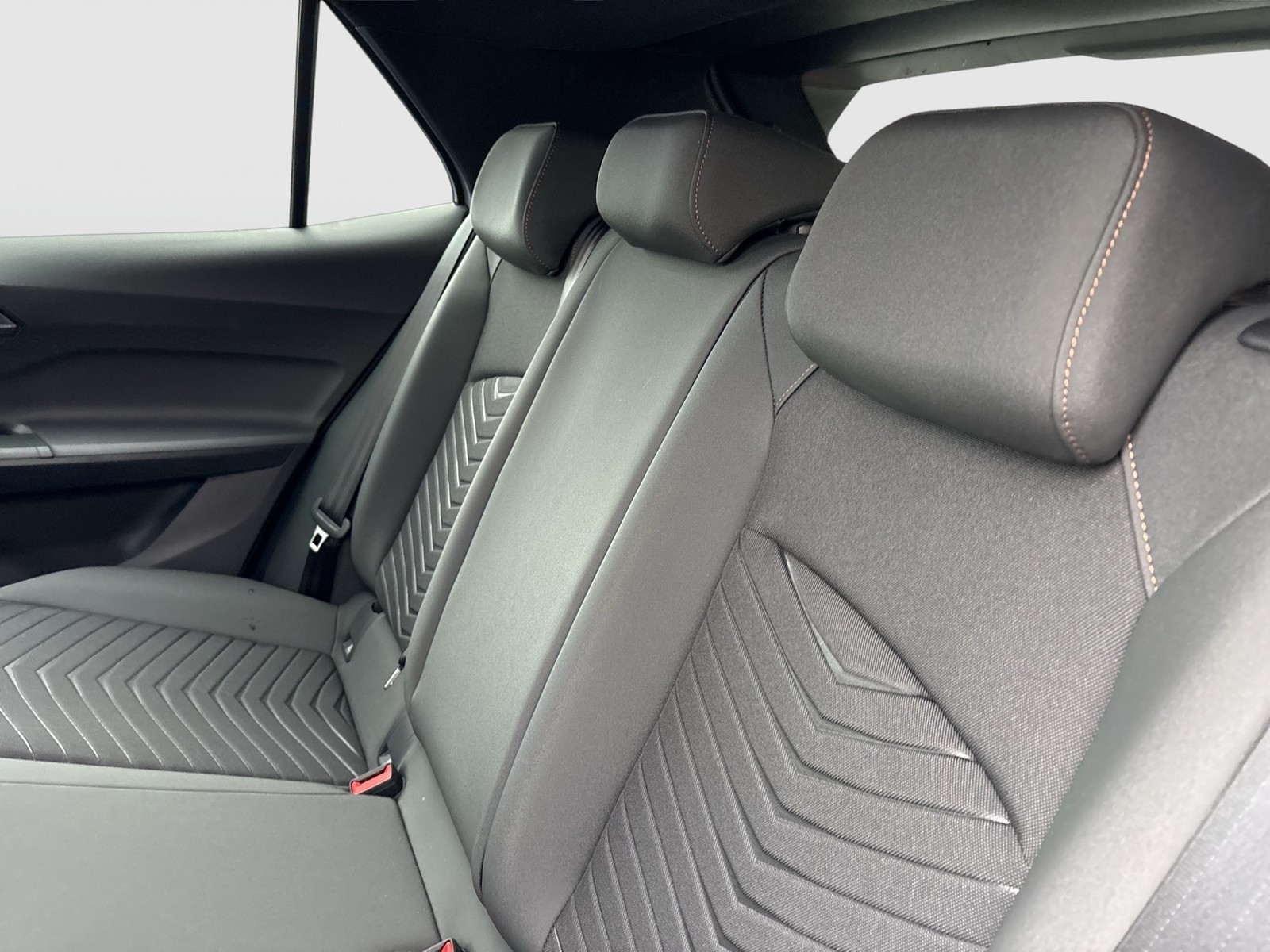 Cupra Born EDITION DYNAMIC 360CAM ACC LM19 NAVI SITZHZ