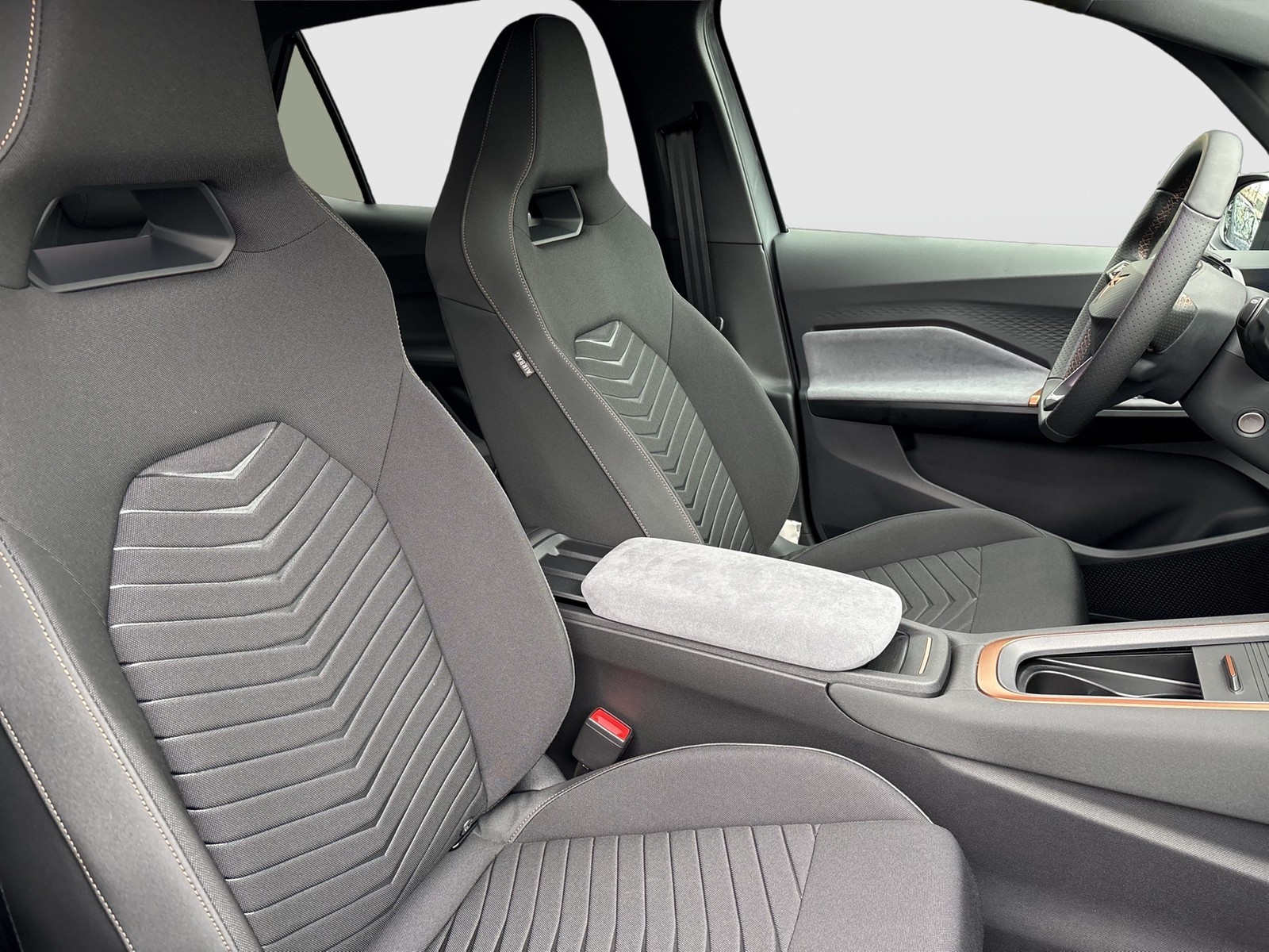 Cupra Born EDITION DYNAMIC 360CAM ACC LM19 NAVI SITZHZ