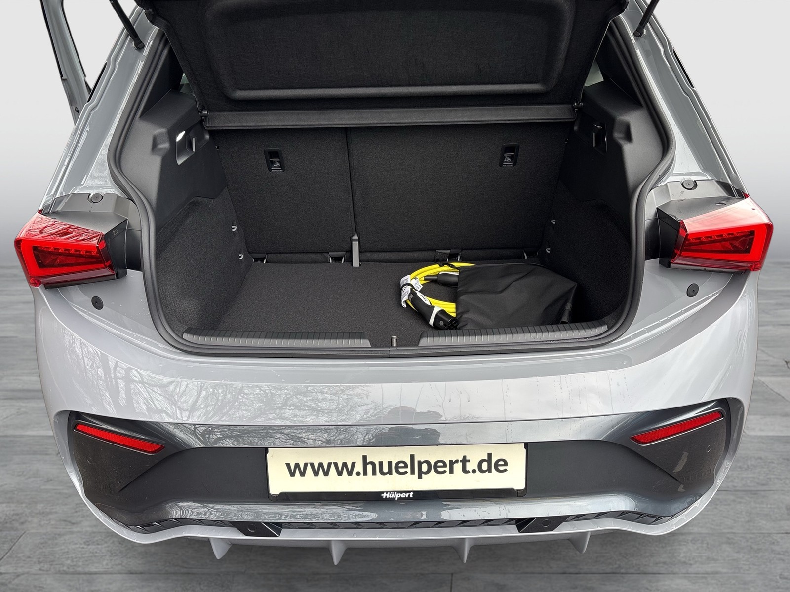 Cupra Born EDITION DYNAMIC 360CAM ACC LM19 NAVI SITZHZ