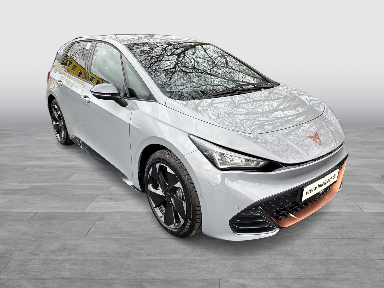 Cupra Born EDITION DYNAMIC 360CAM ACC LM19 NAVI SITZHZ