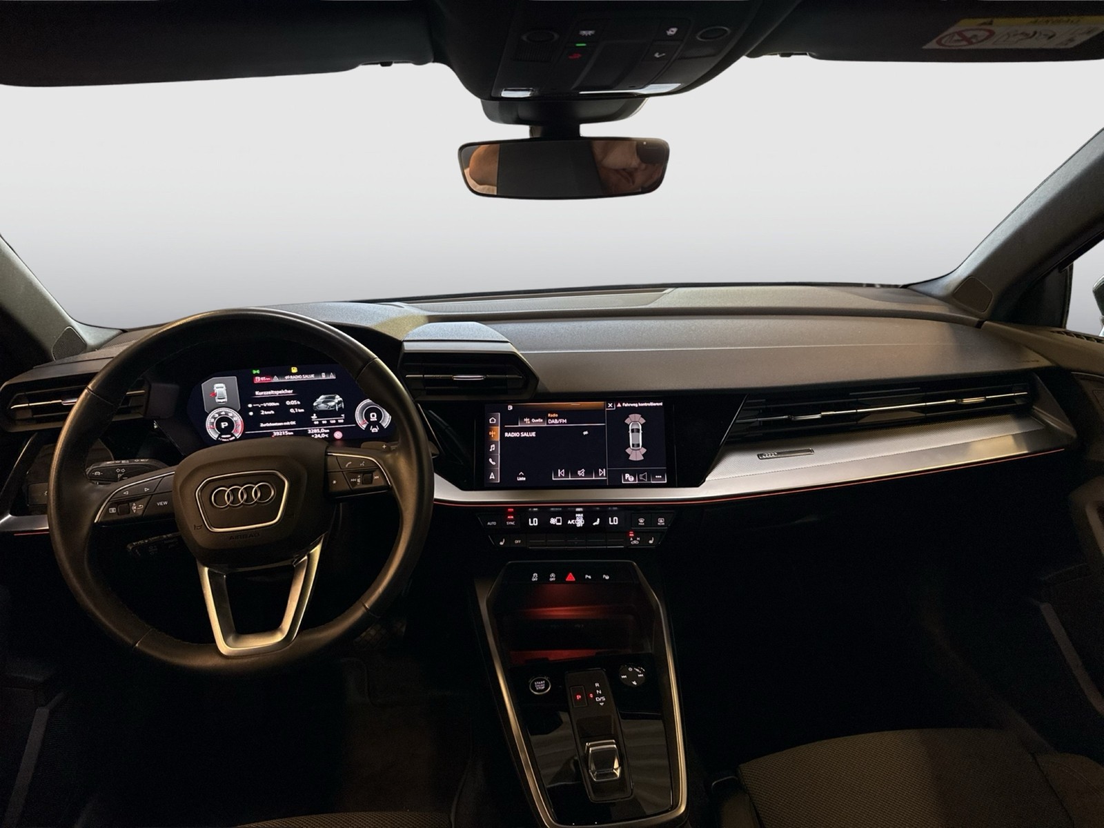 Audi A3 35 LIM. S LINE BLACKPAK ACC LM18 NAVI+ SITZHEIZUNG