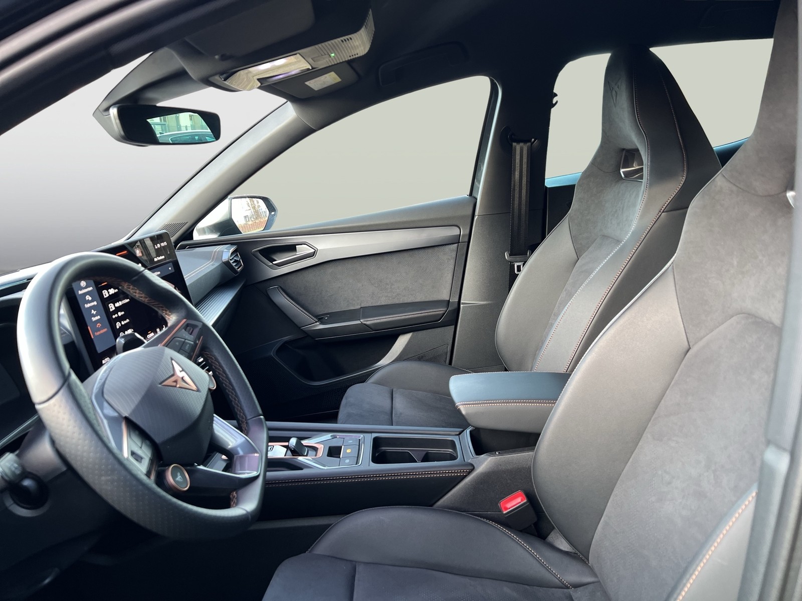 Cupra Leon 1.5 eTSI FACELIFT CAM ACC LM18 NAVI CARPLAY