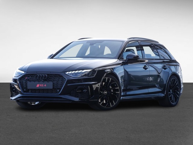 Audi RS 4 Avant Qu. PANO B&O 360°CAM ESSENTIALS ALU20