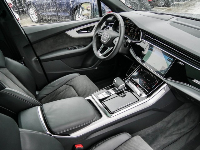 Audi Q7 55 Qu. S LINE 7SITZE PANO STANDHZ ALU21