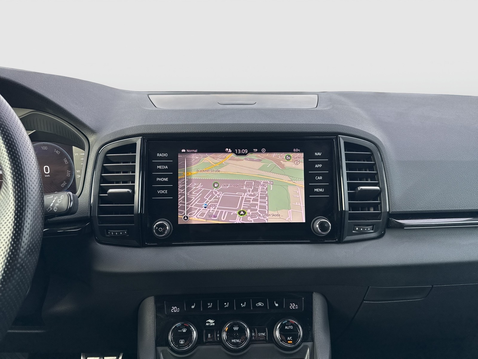 Skoda Karoq 1.5 SPORTLINE STANDHZ. AHK 360CAM E-KLAPPE