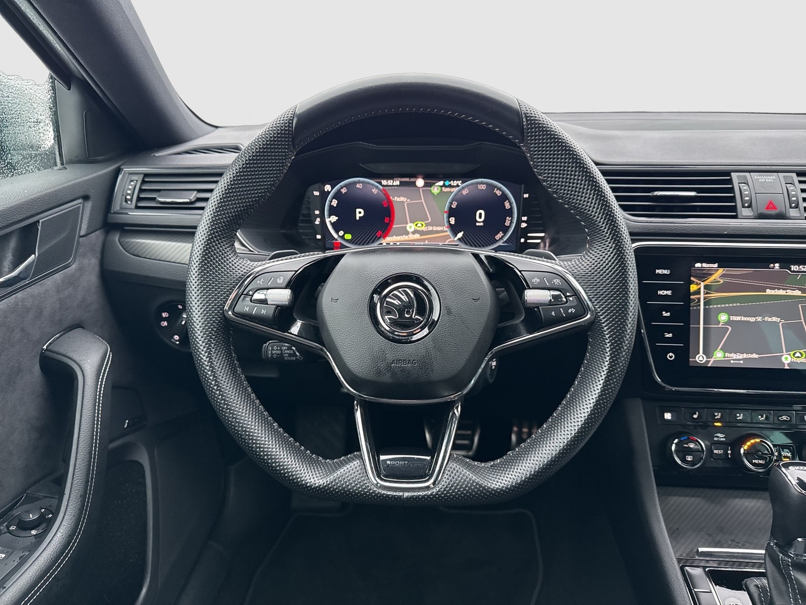 Skoda Superb Combi 2.0 SPORTLINE CANTON CAM ACC LM19