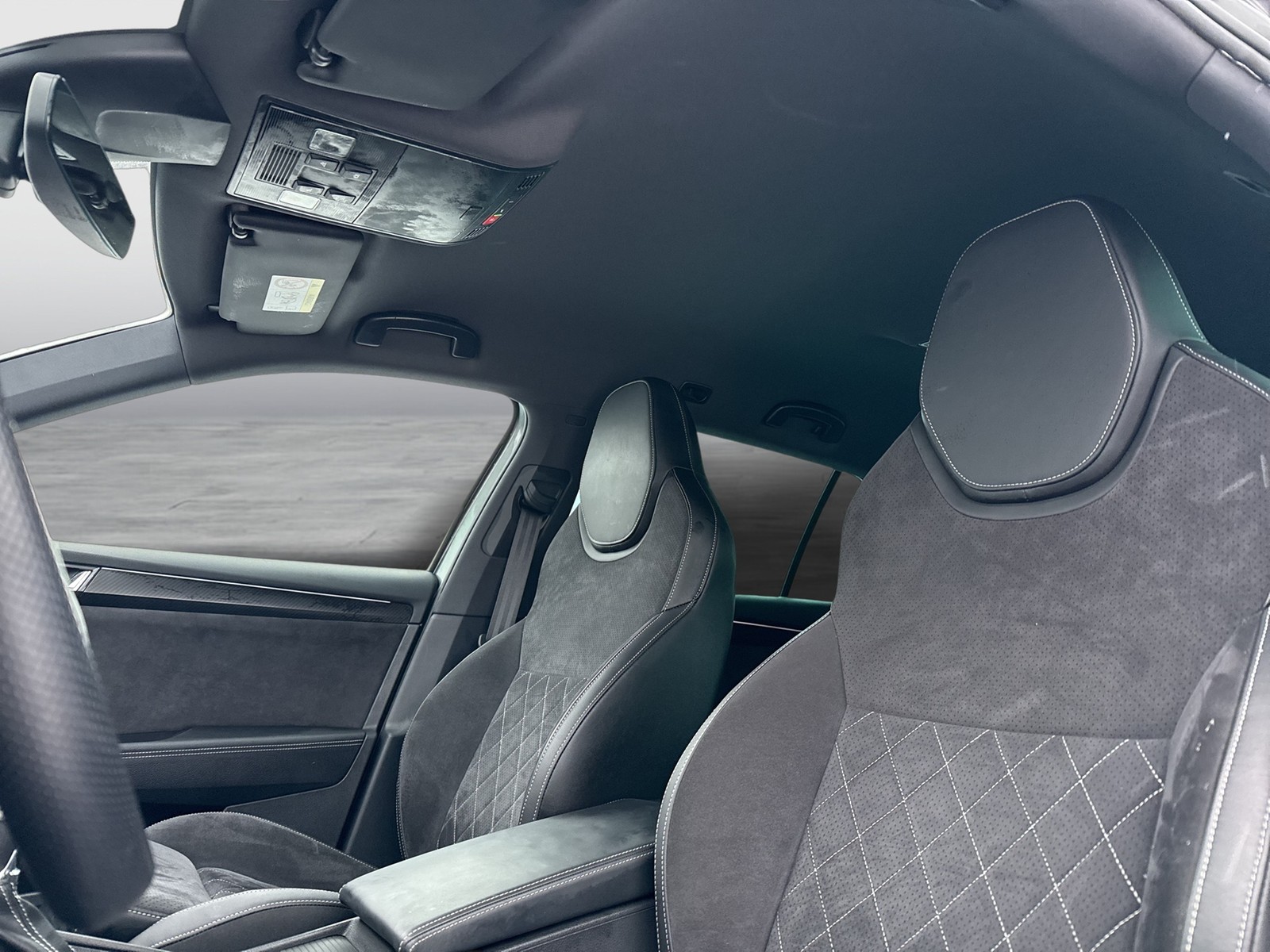 Skoda Superb Combi 2.0 SPORTLINE CANTON CAM ACC LM19