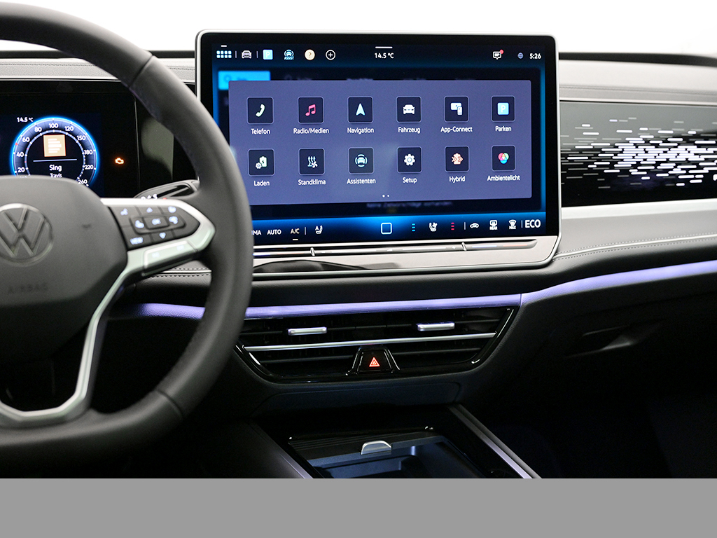 Volkswagen Passat Variant eHYBRID ELEGANCE DSG PANO LEDER AHK LM19
