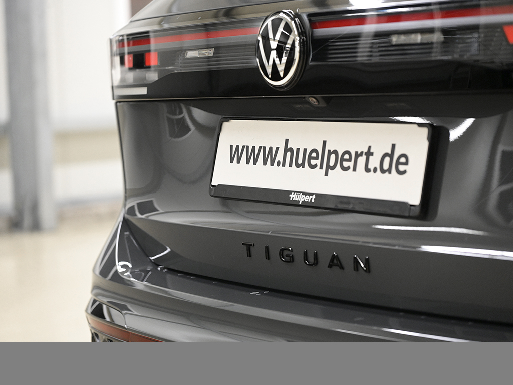 Volkswagen Tiguan 1.5 eTSI R-LINE DSG BLACKSTYLE AHK MATRIXLED LM20