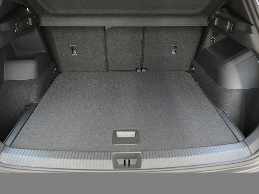 Volkswagen Tiguan 1.5 eTSI R-LINE DSG BLACKSTYLE AHK MATRIXLED LM20