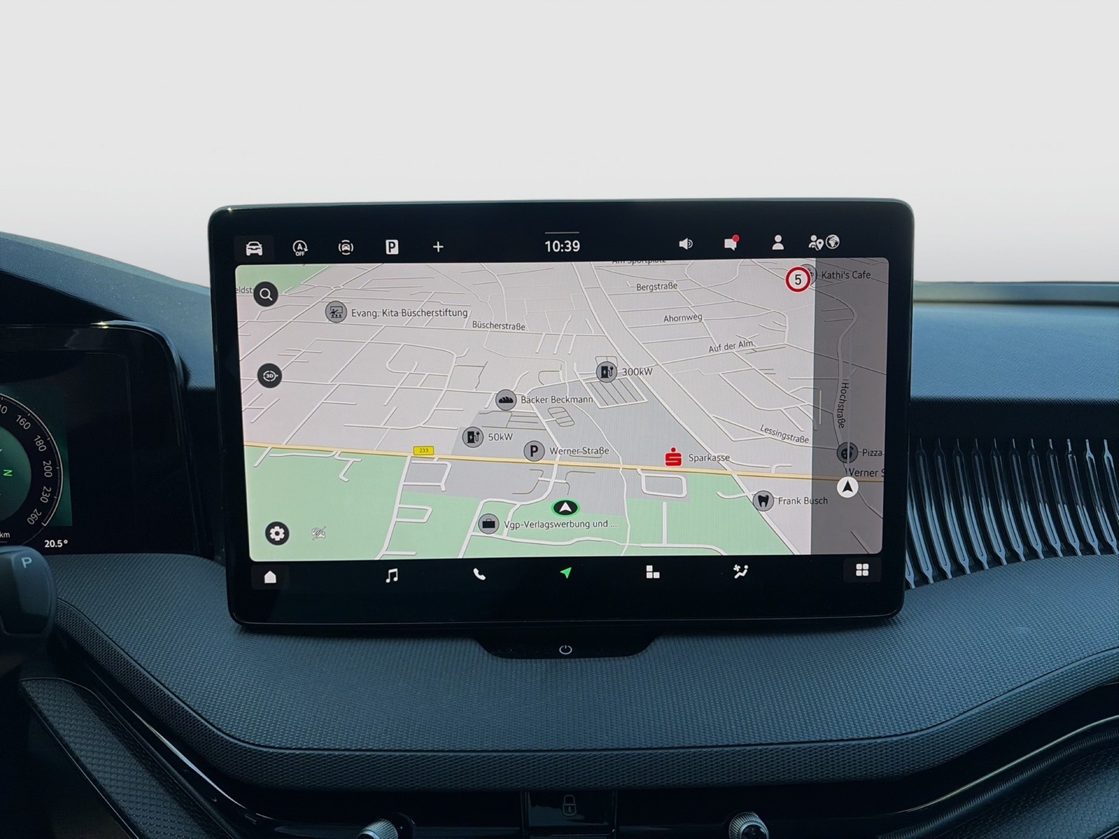 Skoda Superb Combi 1.5eTSI CAM ACC NAVI CARPLAY SITZHZ