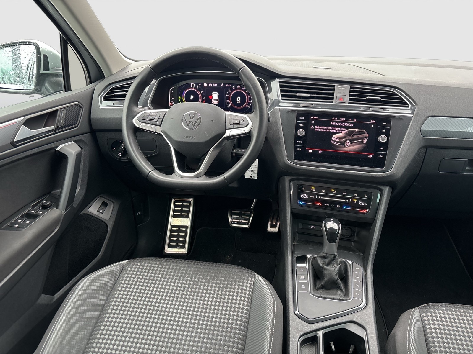 Volkswagen Tiguan 1.4 HYBRID ACTIVE AHK ACC NAVI CARPLAY