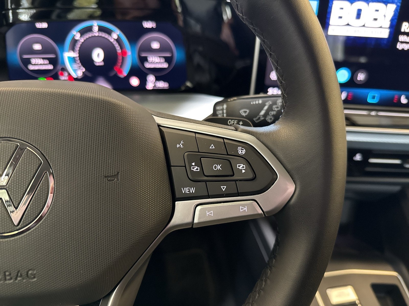 Volkswagen Golf VIII 2.0 GOAL AHK CAM ACC NAVI LED+ CARPLAY