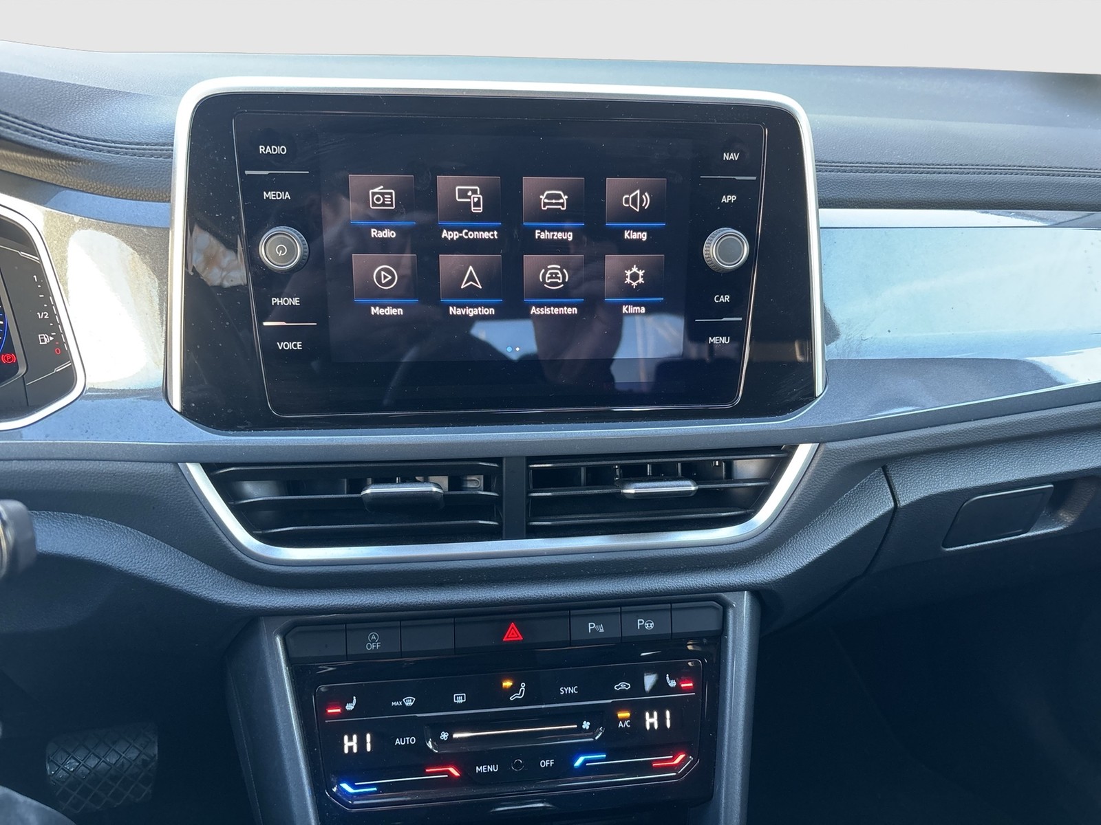 Volkswagen T-Roc 2.0 STYLE CAM ACC NAVI LM17 LED+ CARPLAY