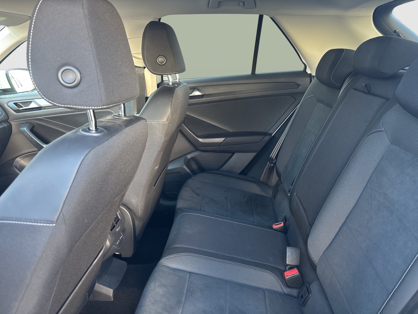 Volkswagen T-Roc 2.0 STYLE CAM ACC NAVI LM17 LED+ CARPLAY