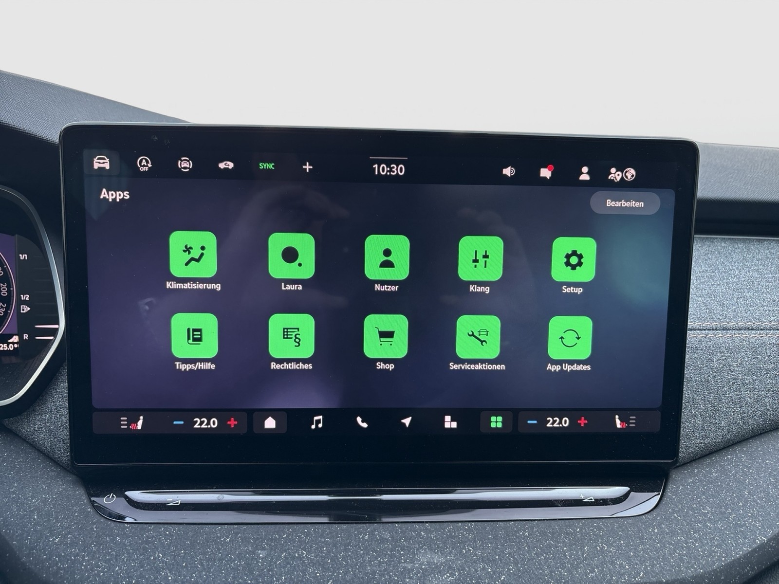 Skoda Octavia 2.0 TOUR CAM ACC E-KLAPPE NAVI LM17 LED