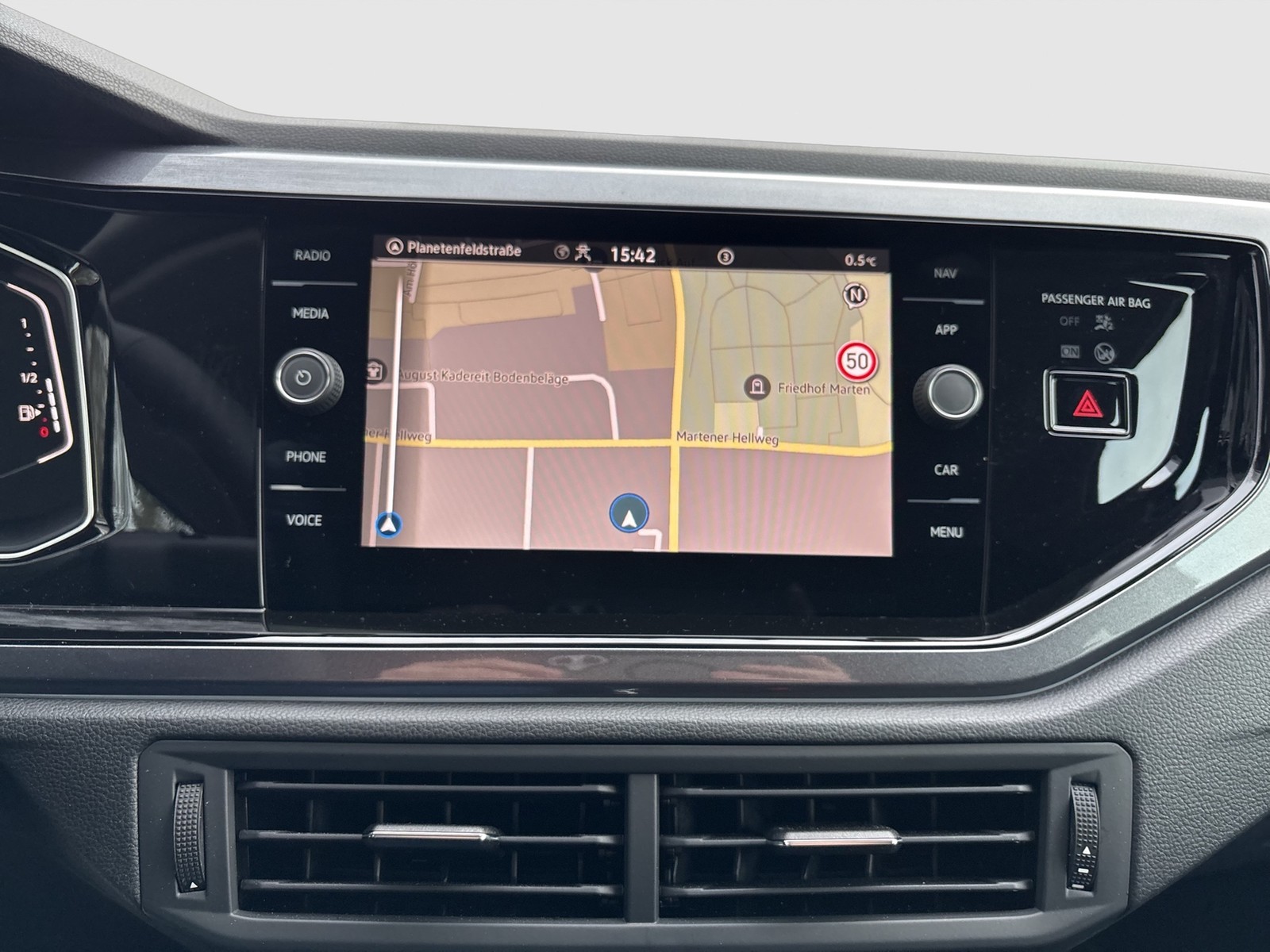 Volkswagen Taigo 1.5 STYLE CAM ACC NAVI LM17 CARPLAY SITZHZ