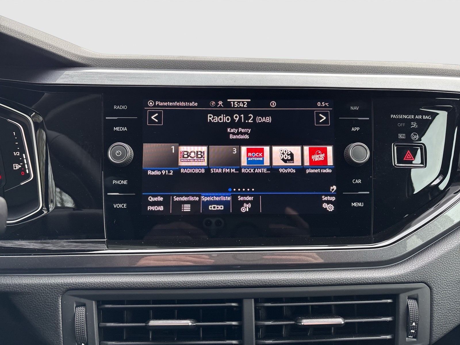 Volkswagen Taigo 1.5 STYLE CAM ACC NAVI LM17 CARPLAY SITZHZ