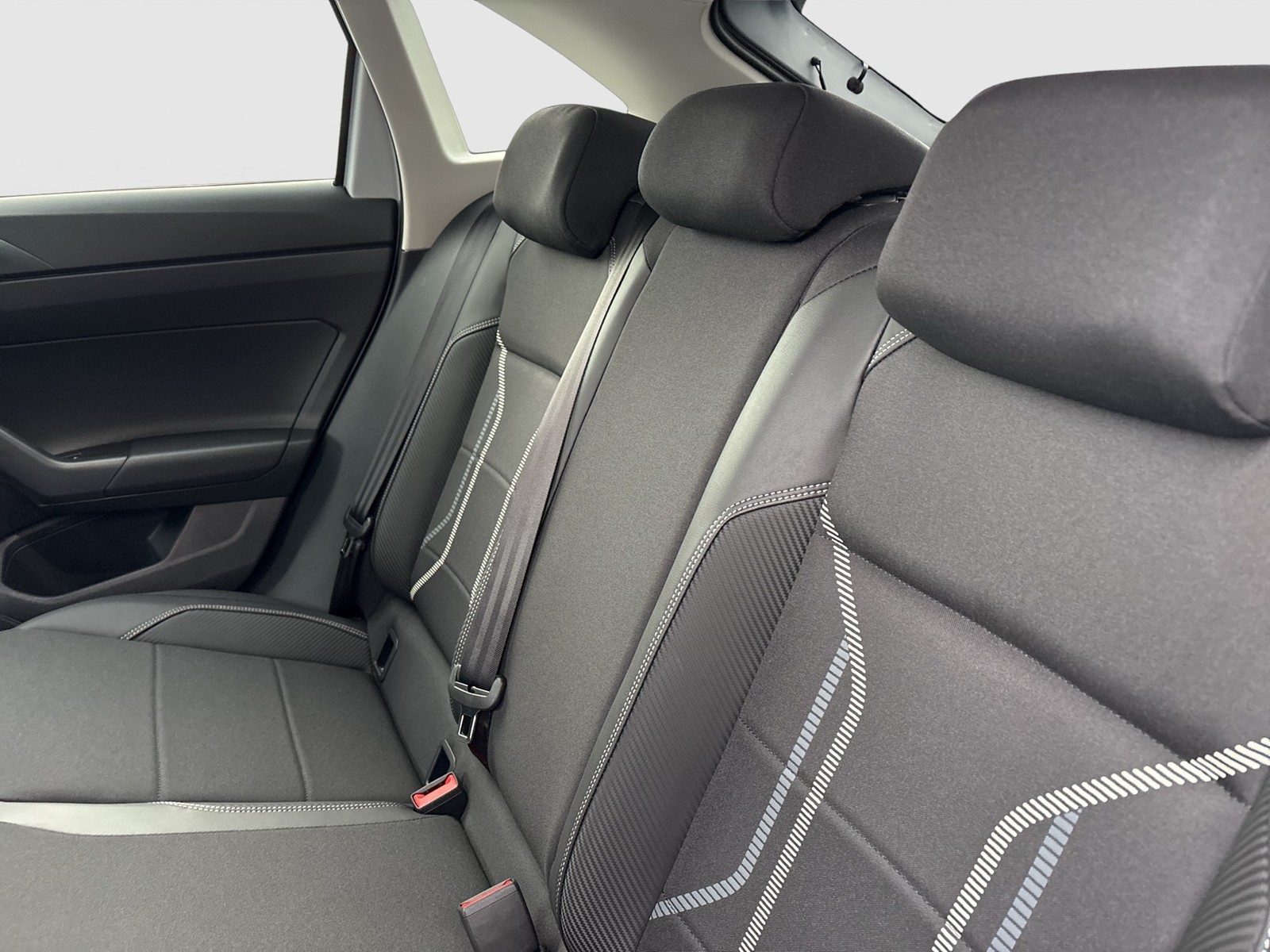 Volkswagen Taigo 1.5 STYLE CAM ACC NAVI LM17 CARPLAY SITZHZ