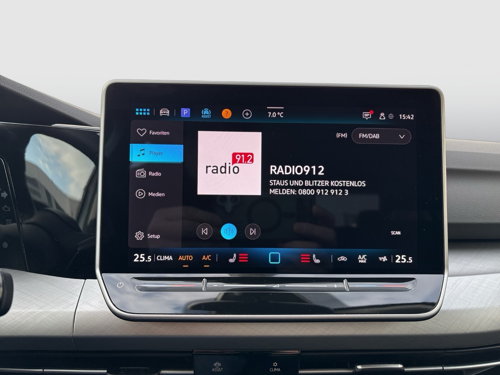 Volkswagen Golf VIII 2.0 LIFE FACELIFT ACC CARPLAY SITZHEIZ