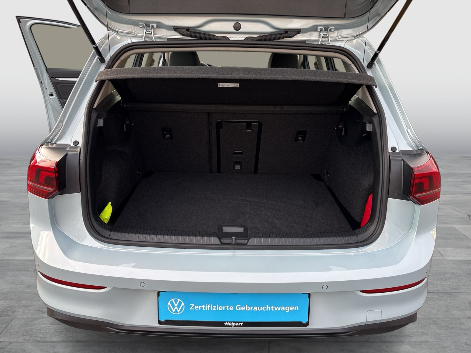 Volkswagen Golf VIII 2.0 LIFE FACELIFT ACC CARPLAY SITZHEIZ