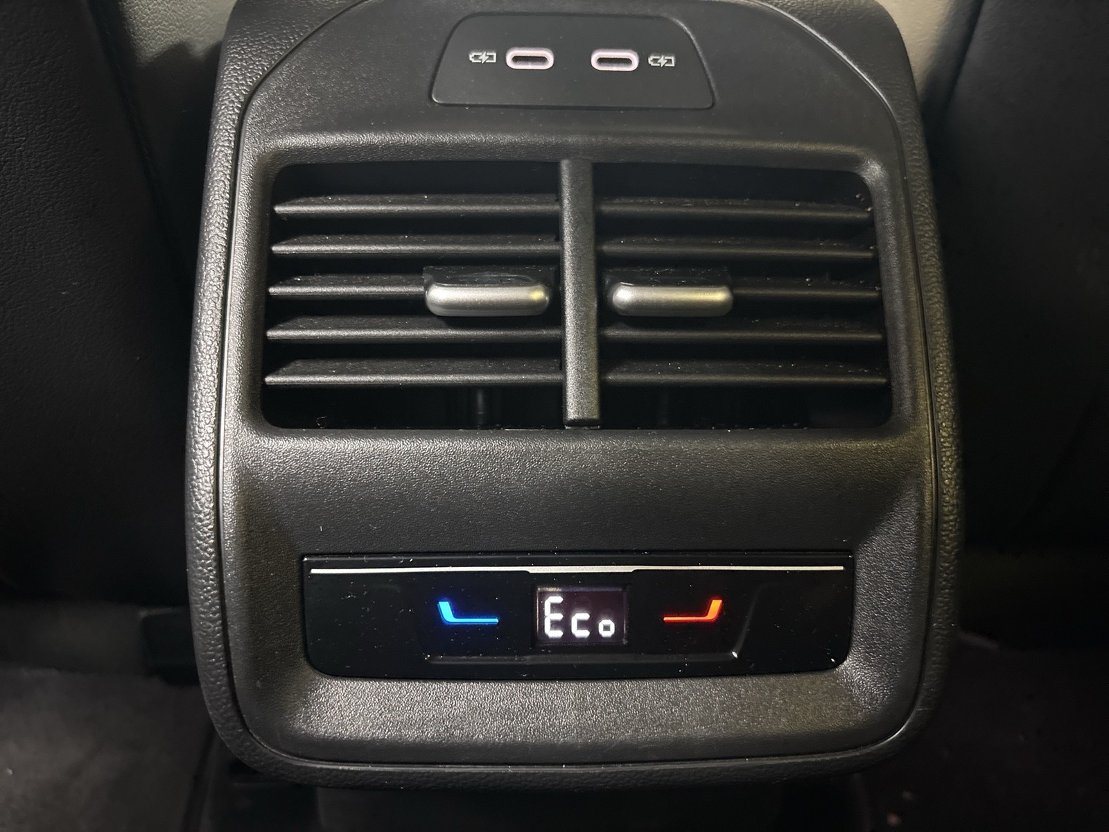 Volkswagen Passat Variant 1.5 HYBRID BUSINESS AHK CAM ACC