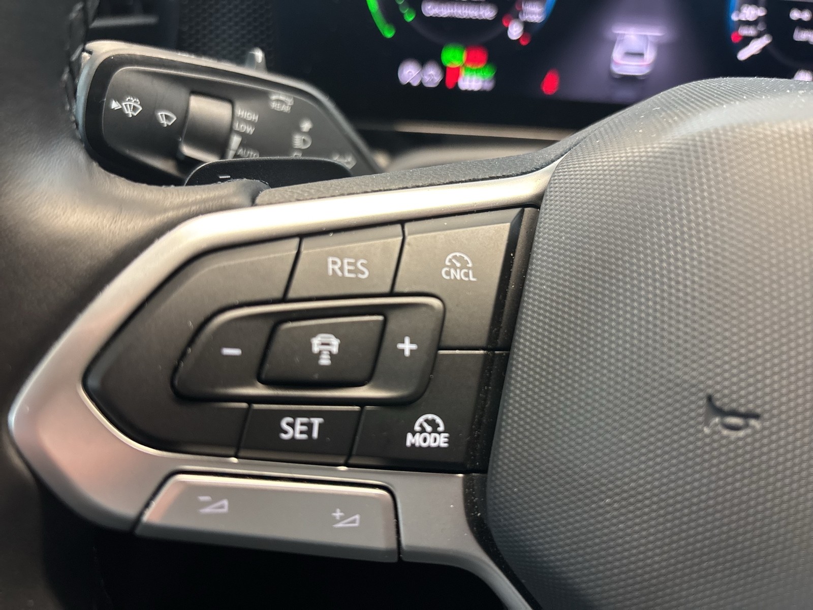 Volkswagen Passat Variant 1.5 HYBRID BUSINESS AHK CAM ACC