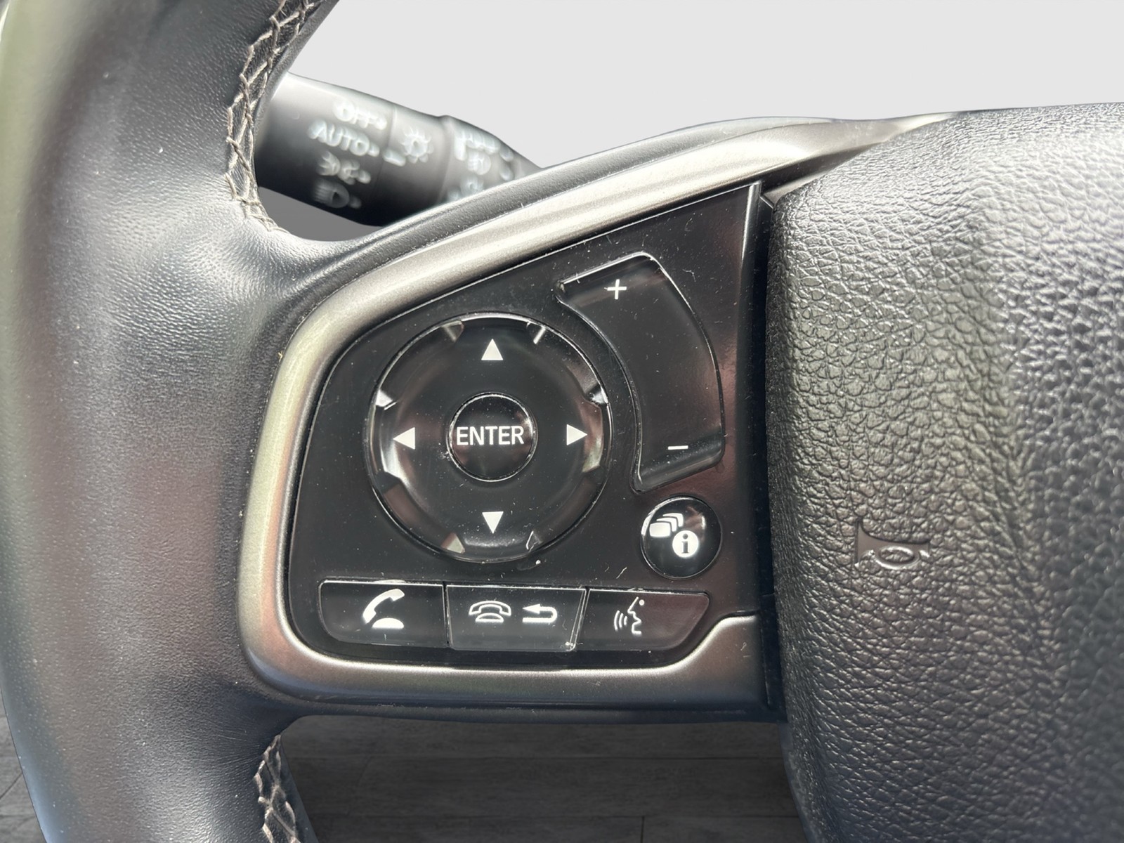 Honda Civic 1.0 ELEGANCE KAMERA NAVI ALU17 SITZHZ.