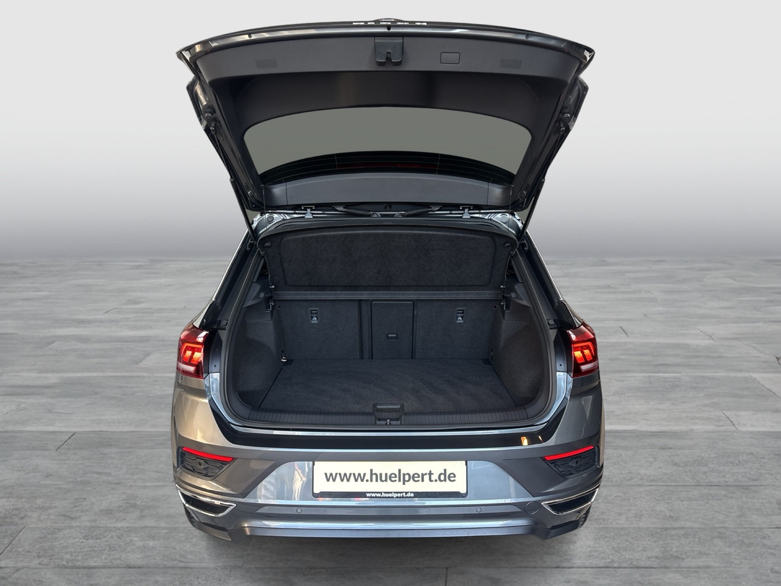 Volkswagen T-Roc 1.5 R-LINE BEATS CAM ACC LM19 NAVI SITZHZ.