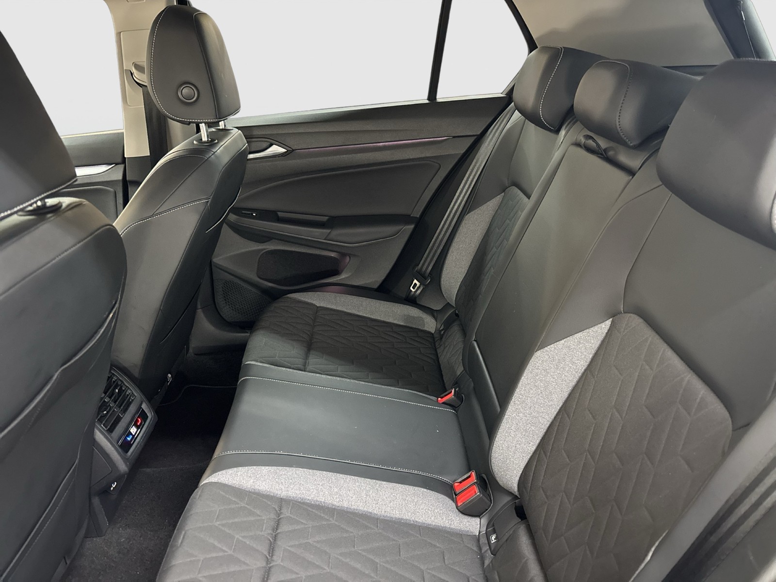 Volkswagen Golf VIII 2.0 GOAL FACELIFT AHK CAM ACC LED+ NAVI