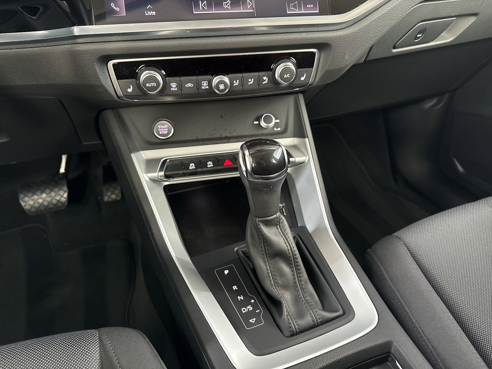 Audi Q3 35 advanced ACC ALU18" eKLAPPE NAVI+