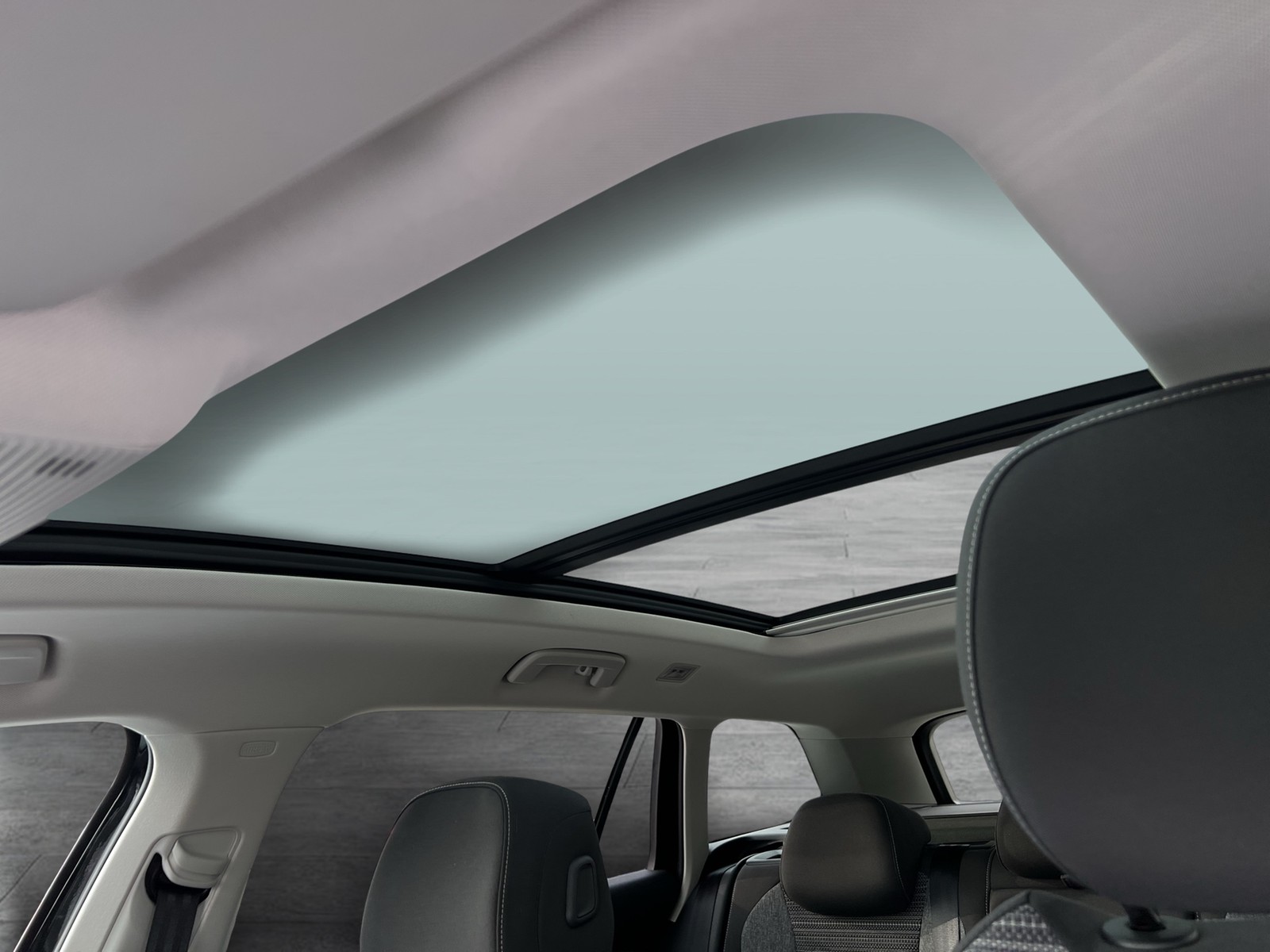 Skoda Superb Combi 2.0 SELECTION PANO STANDHZ. AHK CAM