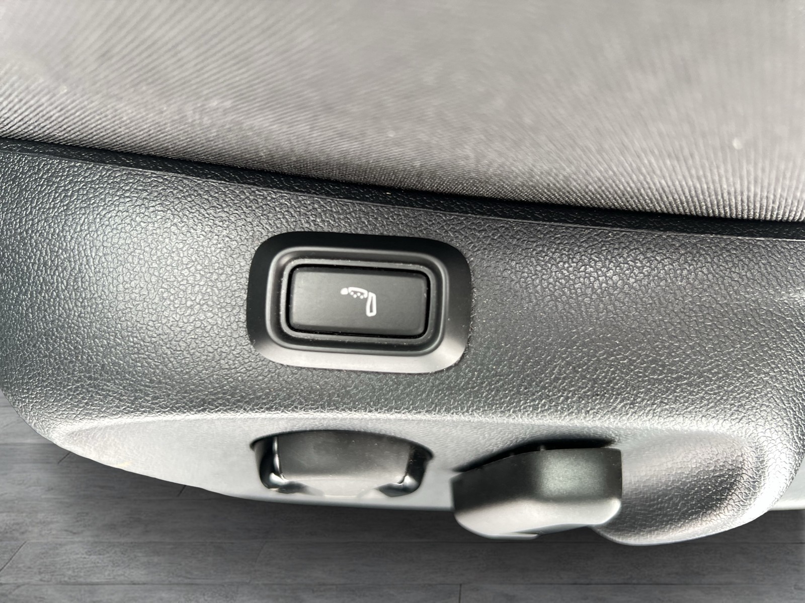 Skoda Superb Combi 2.0 SELECTION PANO STANDHZ. AHK CAM