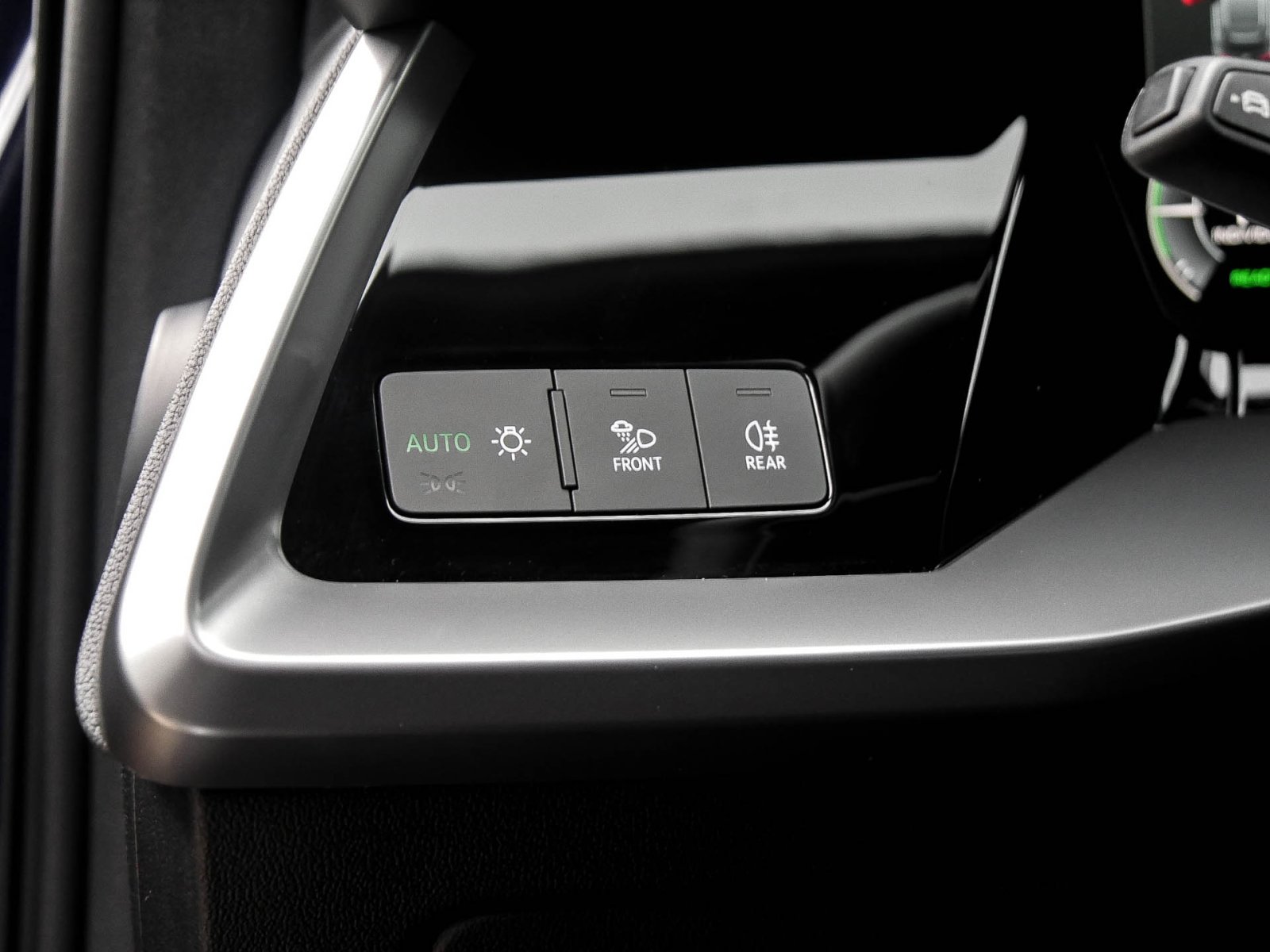 Audi A3 Sportback 40 HYBRID advanced ACC LM18 NAVI+